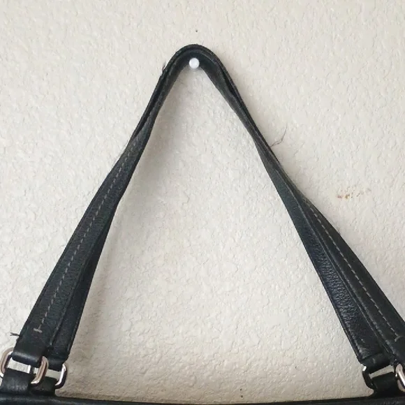 Coach Black Signature Shoulder Bag - Picture 7 of 12